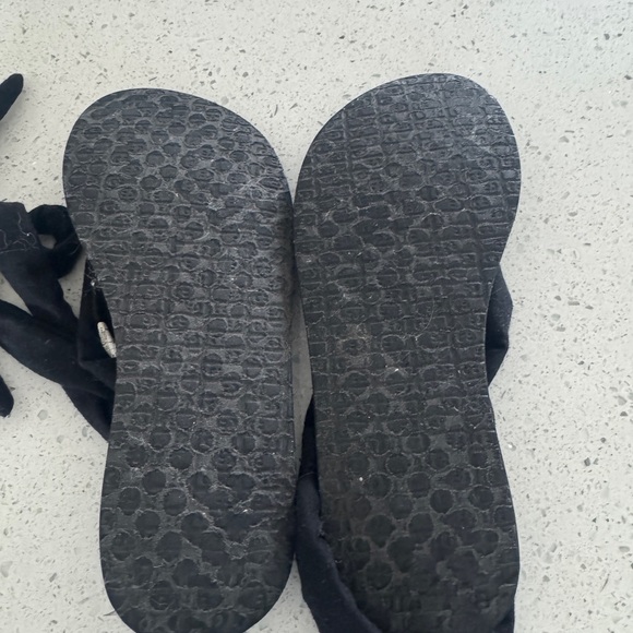 SANUK Yoga Slinged Up Sandals 9 Black - Picture 4 of 5